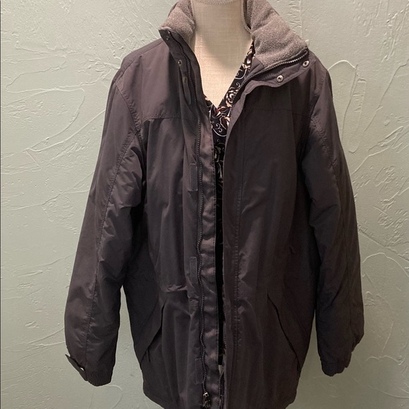 L.L.Bean-Men’s Gray Winter Coat - Picture 9 of 10